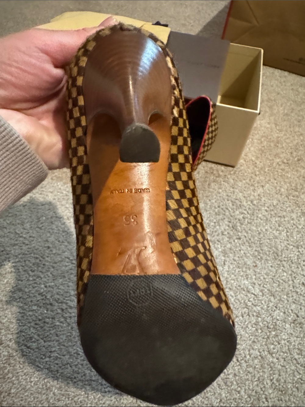 Louis Vuitton Red & Brown Damier Pointed Toe Bow Pumps size 35 - Picture 9 of 16